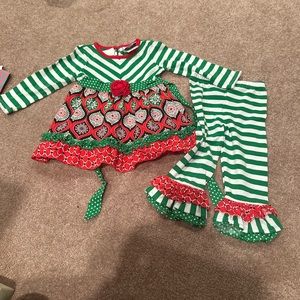 Counting Daisies Christmas outfit